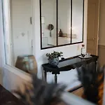 فندق مبيت وإفطار La Maison Pelloquin 4*
