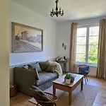 فندق مبيت وإفطار La Maison Pelloquin Bernières-sur-Mer
