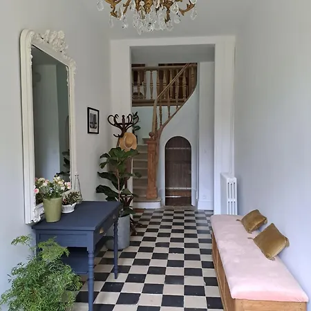 La Maison Pelloquin Bed & Breakfast 4*