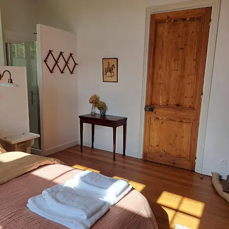 La Maison Pelloquin Bed & Breakfast 4*
