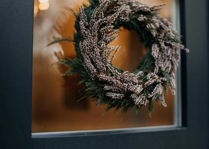 La Maison Pelloquin Bed & Breakfast 4*